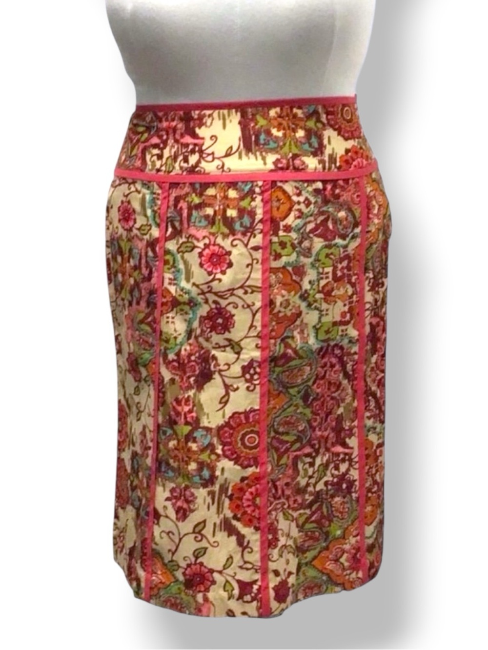 Bandolino Women’s Knee Length A-Line Skirt, Multicolor Abstract Paisley, size 10